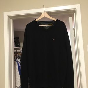 XL MEN’S TOMMY HILFIGER V-NECK SWEATER
